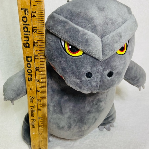16” Kidrobot Godzilla HugMe Plush - Picture 7 of 8